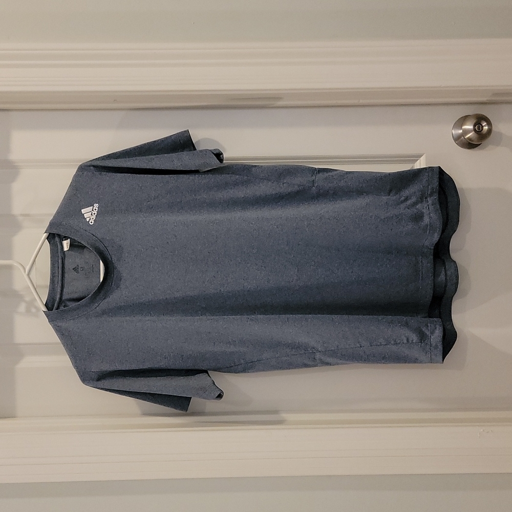 Adidas Mens blue climate tee , 3 stripe back. Size medium